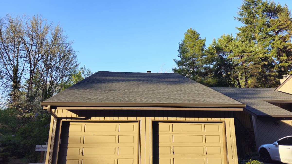 Close up of a freshly installed shingle roof